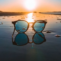 Крем от солнца<br> и очки