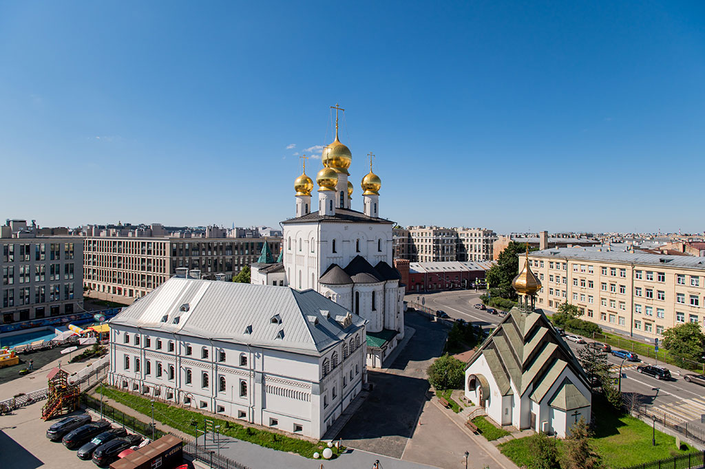 Вид с террасы на Феодоровский собор Вид с террасы на Феодоровский собор