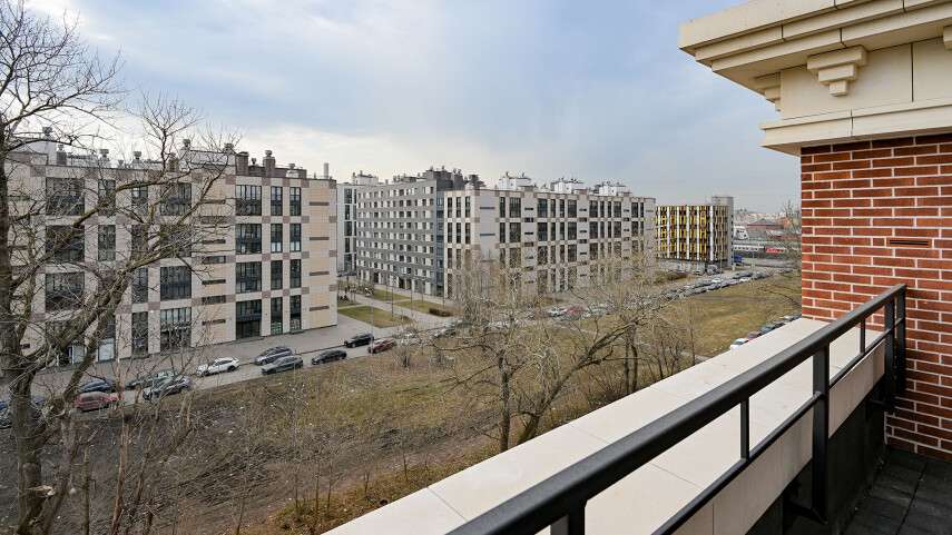 Вид из окна