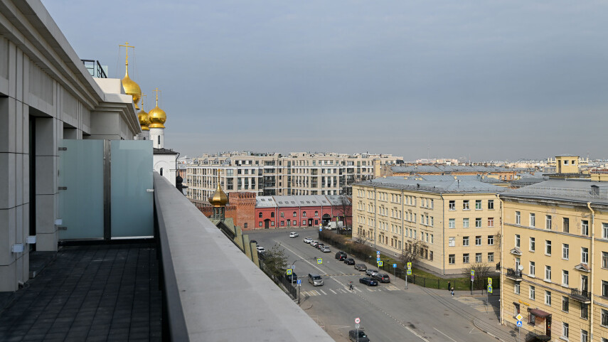 Вид из окна